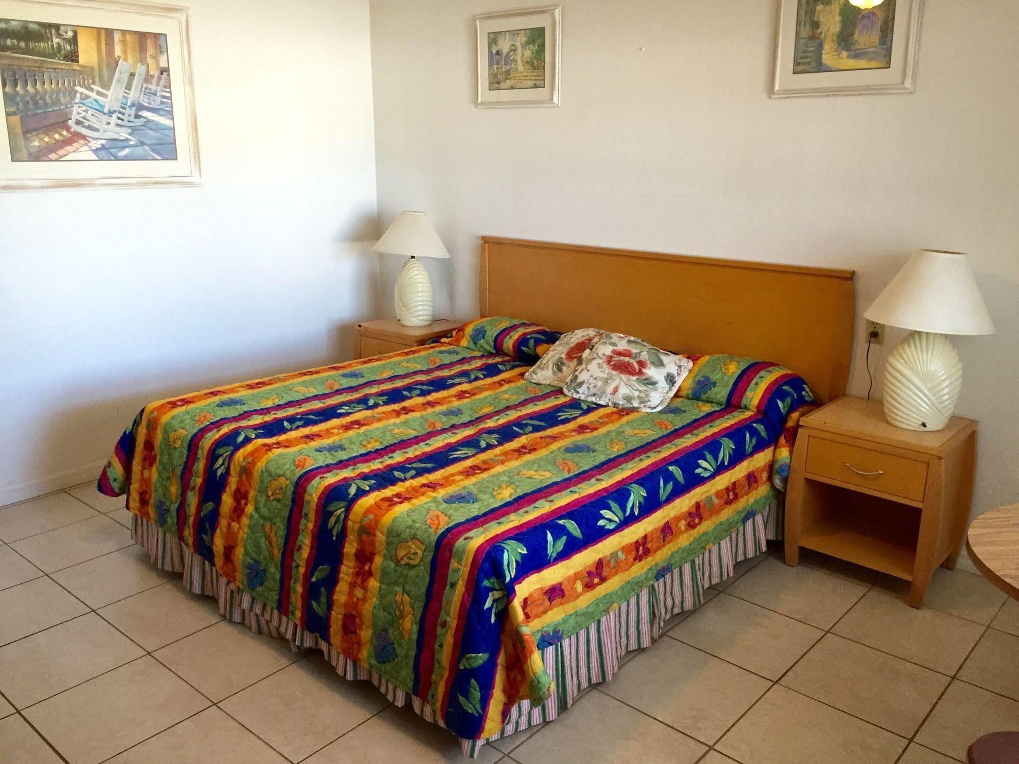Economy Suites Cypress Gardens Экстерьер фото