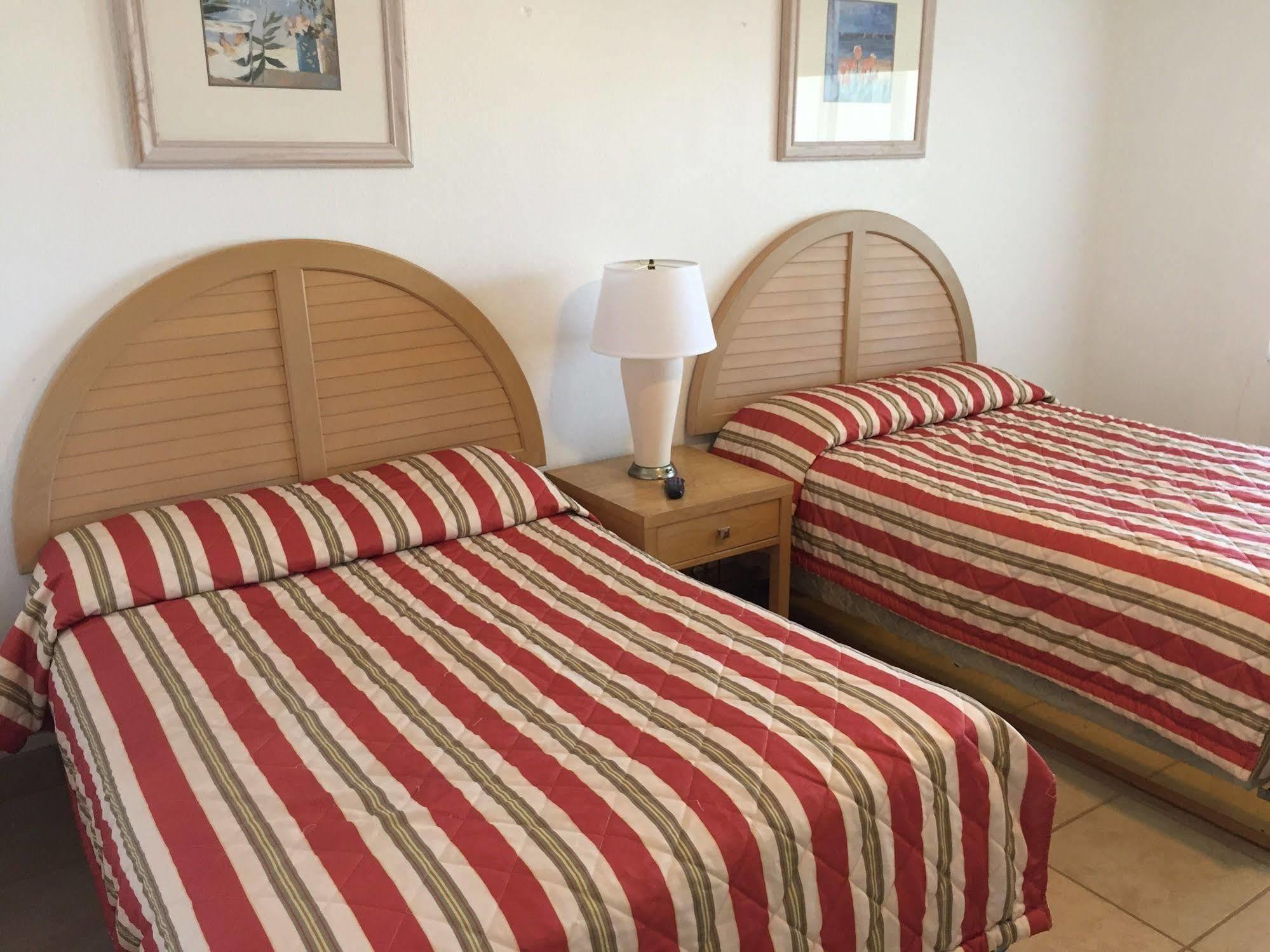 Economy Suites Cypress Gardens Экстерьер фото