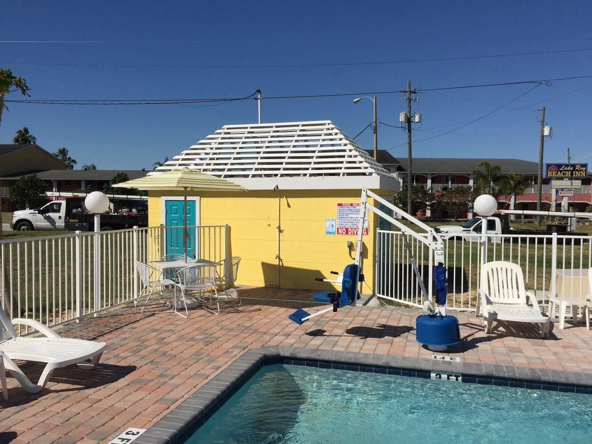 Economy Suites Cypress Gardens Экстерьер фото